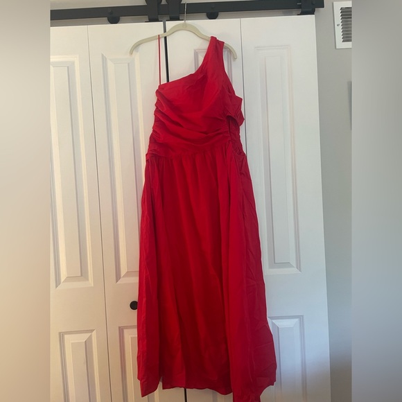 Abercrombie & Fitch Red One Shoulder Dress - Picture 2 of 4